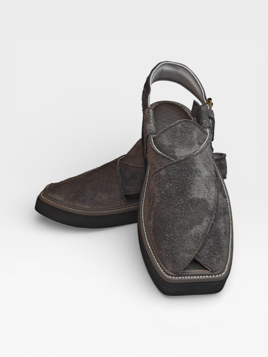 Handmade grey leather peshawari chappal for men, Pakistan