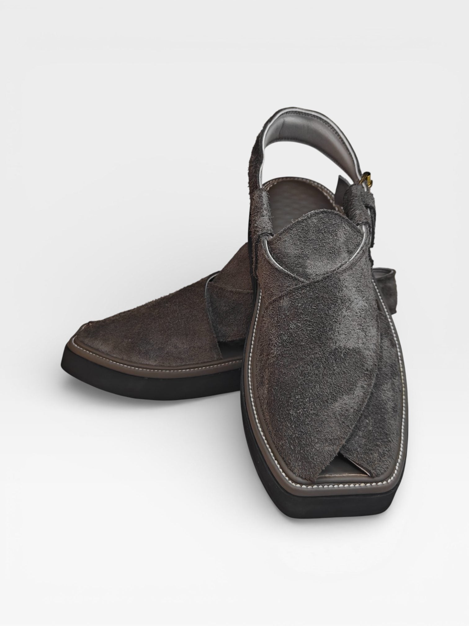 Handmade grey leather peshawari chappal for men, Pakistan