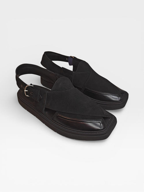 Handmade black leather peshawari chappal for men, Pakistan